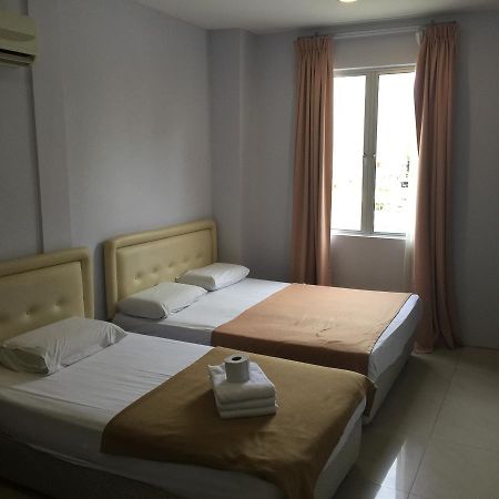 Rafayeh Hotel Серембан Екстериор снимка