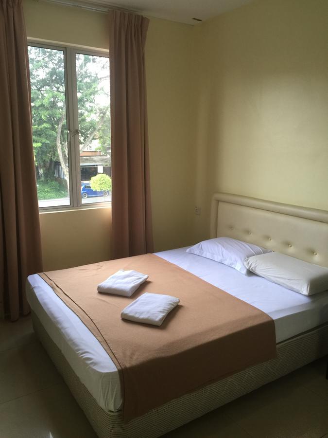 Rafayeh Hotel Серембан Екстериор снимка